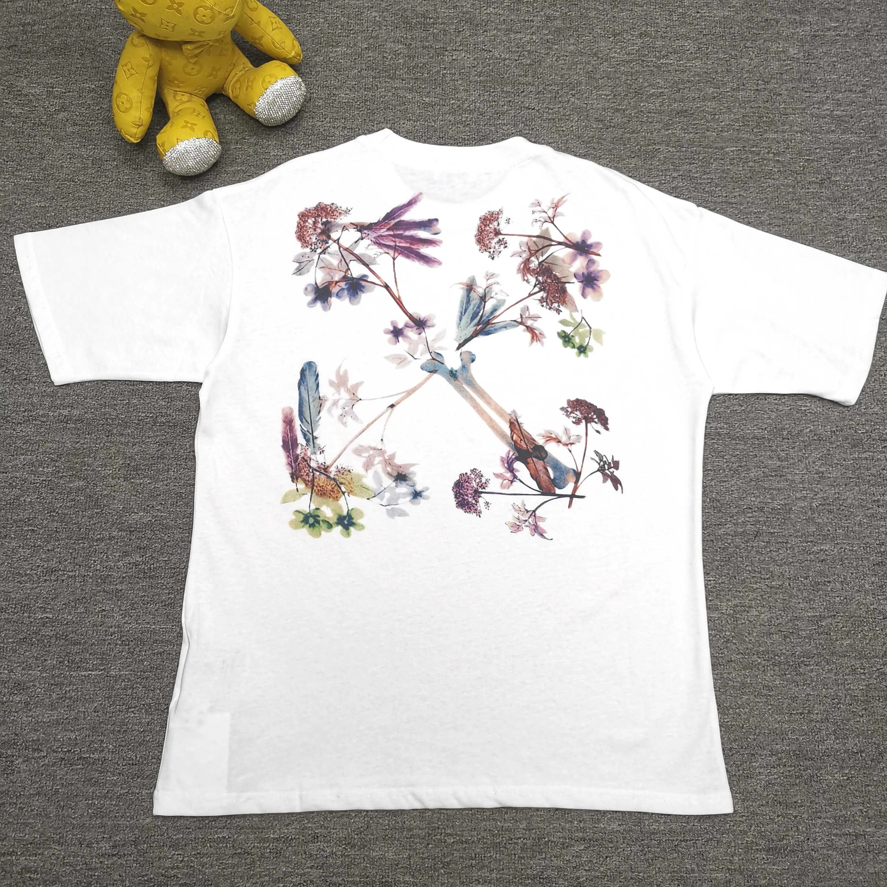 off white new floral graffiti loose short-sleeved T-shirt Size: S M L XL Color: Black White P240